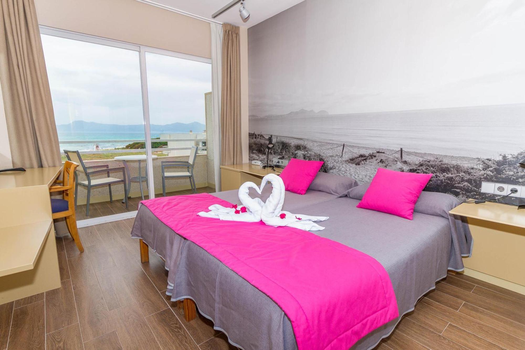 Eix Platja Daurada Hotel & Spa Can Picafort  Exterior photo